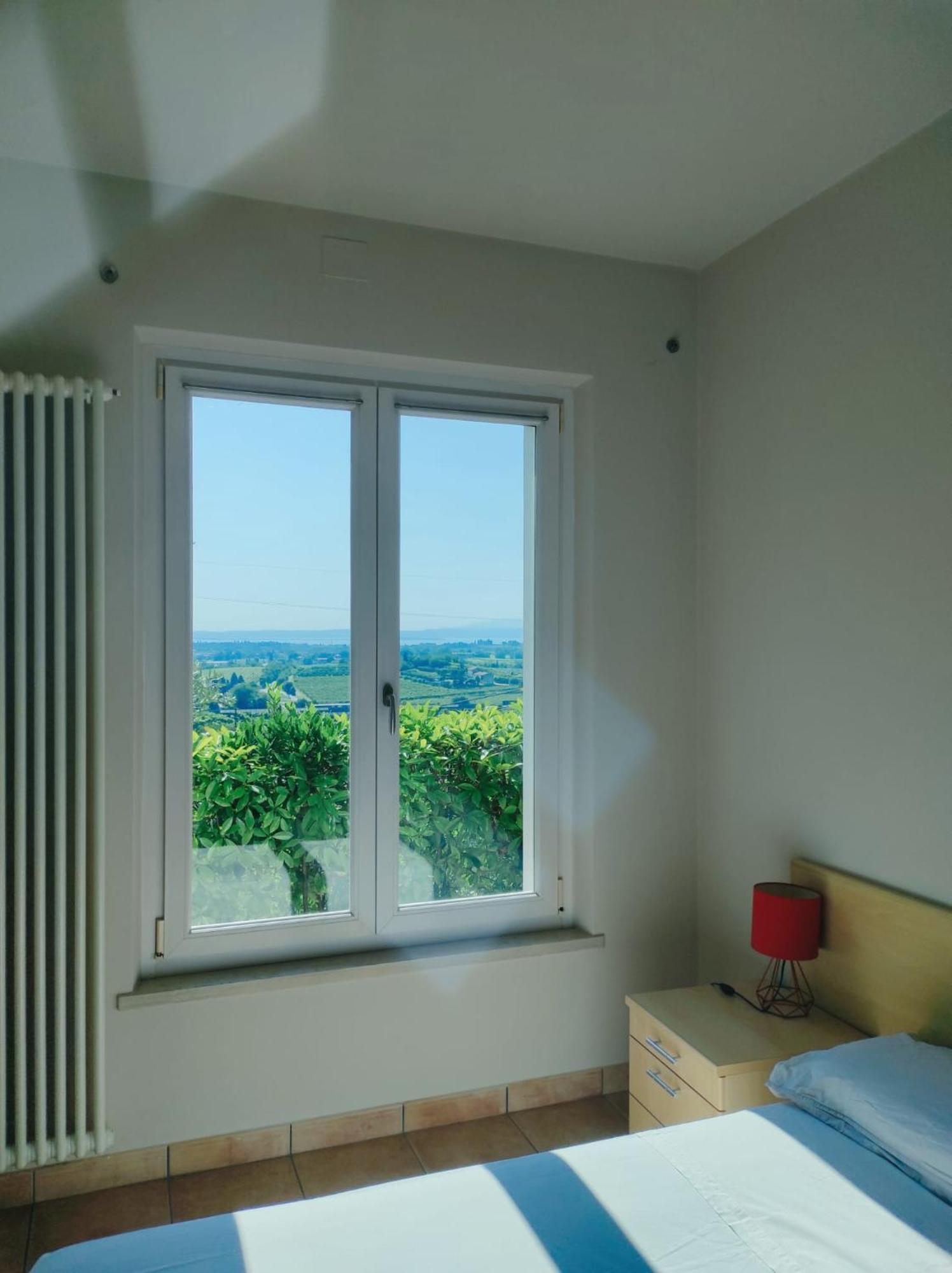 Appartamenti Miralago Pastrengo Bagian luar foto