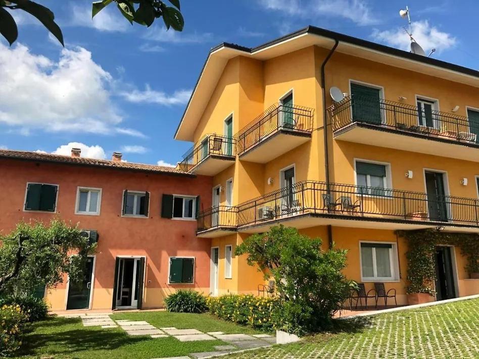 Appartamenti Miralago Pastrengo Bagian luar foto