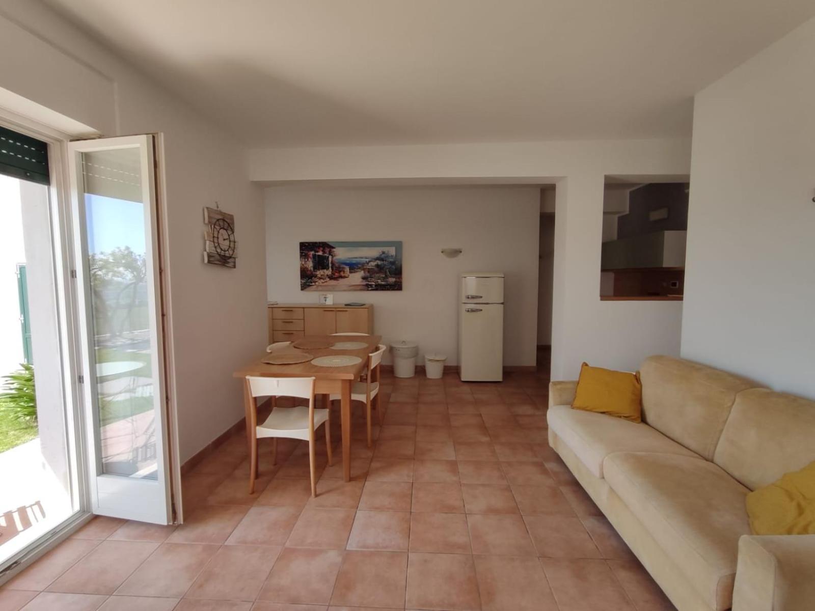 Appartamenti Miralago Pastrengo Bagian luar foto